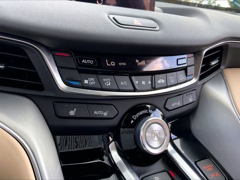 Used 2025 Acura TLX w/ Technology Package image 33