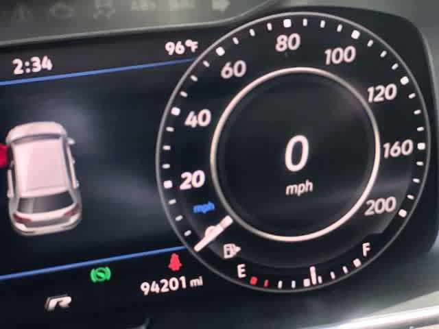 Used 2019 Volkswagen Golf R 4-Door AWD/4WD image 19
