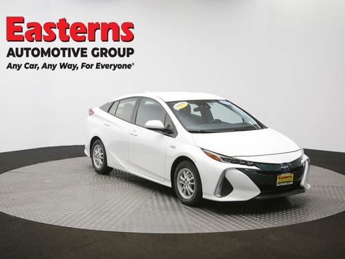 Used 2018 Toyota Prius Prime Plus image 48