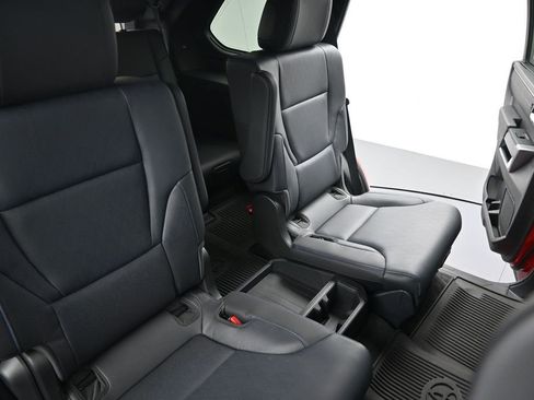 Used 2025 Toyota Sequoia Platinum AWD/4WD image 13