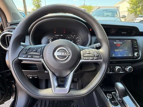 Used 2024 Nissan Kicks SV FWD image 10