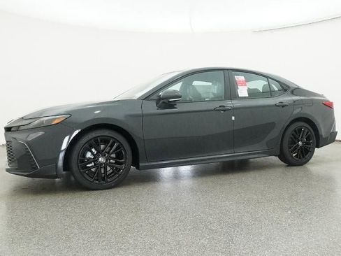 New 2026 Toyota Camry SE image 18