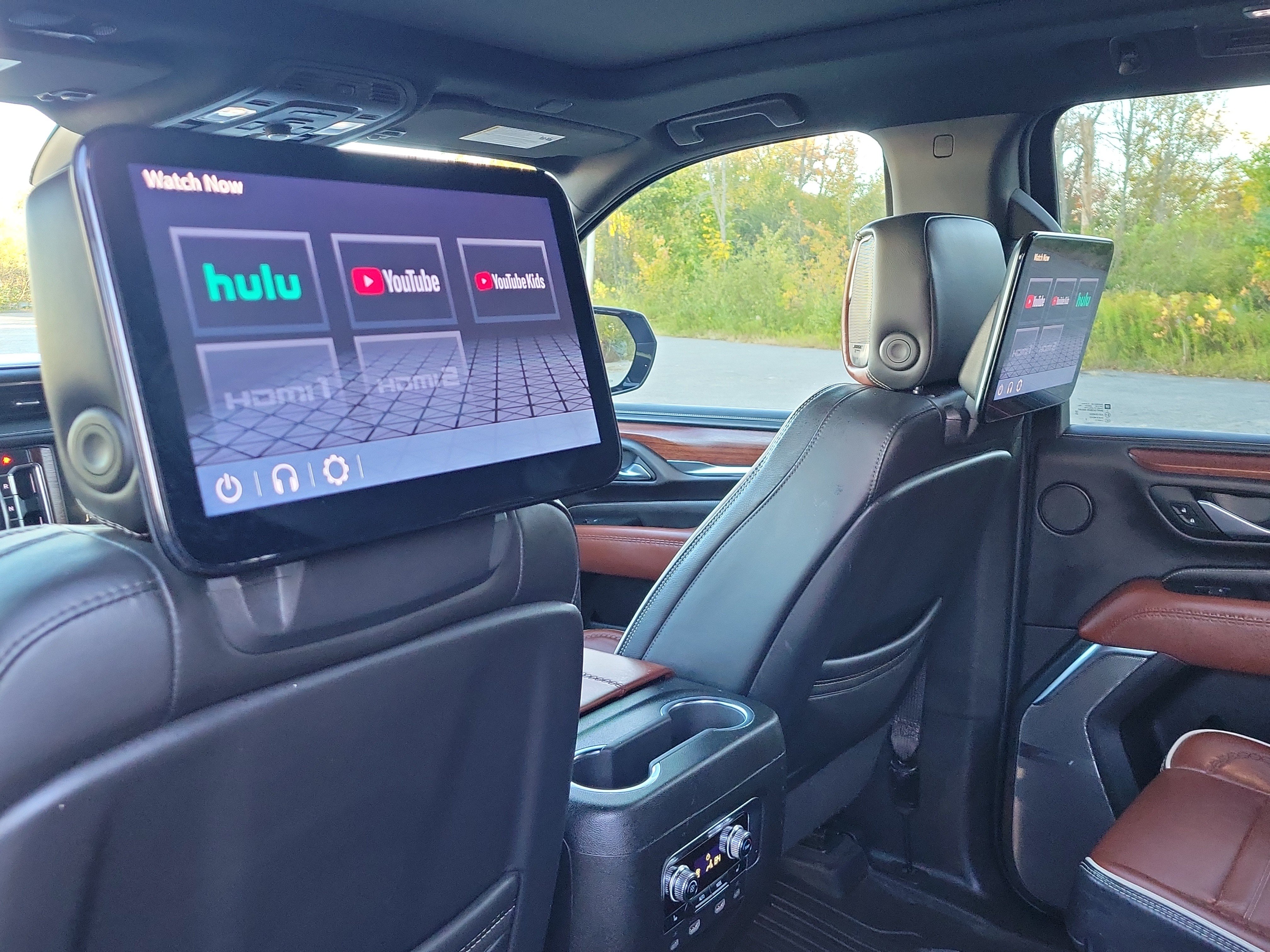 Used 2023 GMC Yukon XL Denali Ultimate AWD/4WD image 31