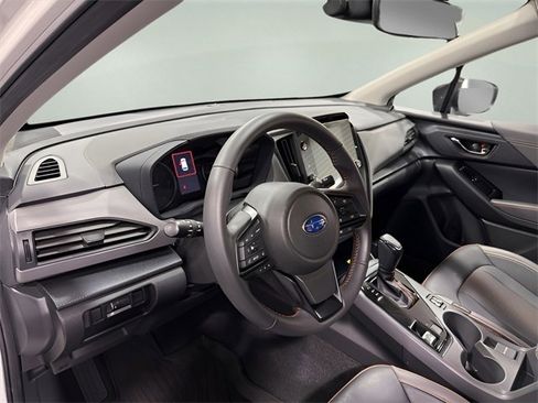 Certified 2025 Subaru Crosstrek 2.5i Limited w/ Popular Package #4A image 10