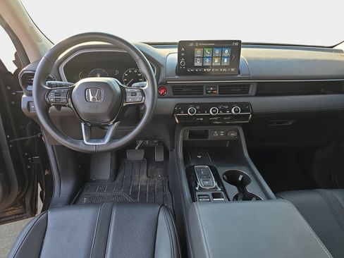 Used 2024 Honda Pilot EX-L image 12