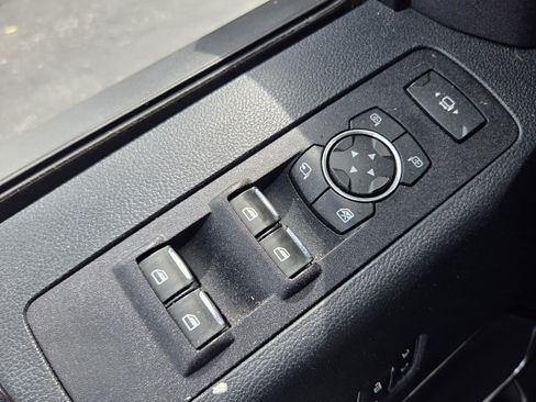Used 2022 Ford F350 Lariat w/ Tremor Off-Road Package AWD/4WD image 28