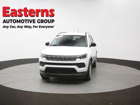 Used 2022 Jeep Compass Latitude w/ Convenience Group FWD image 53