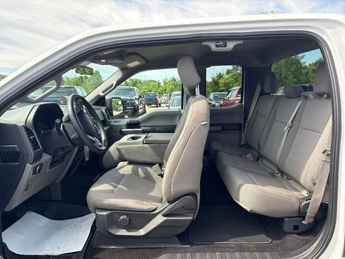 Used 2018 Ford F150 XLT AWD/4WD image 7