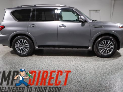 Used 2022 Nissan Armada SV w/ SV Appearance Package RWD image 6