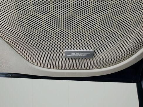 Used 2023 GMC Acadia Denali w/ Denali Technology Package image 31