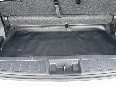 Used 2024 Mitsubishi Outlander 4WD Plug-In Hybrid image 11