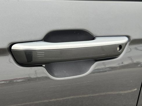 Used 2025 Jeep Grand Cherokee Summit image 40