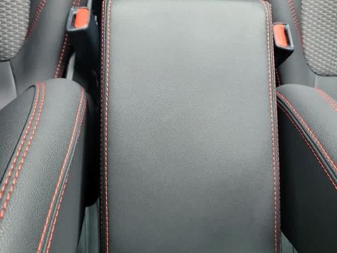 Certified 2023 Subaru Forester Touring AWD/4WD image 18