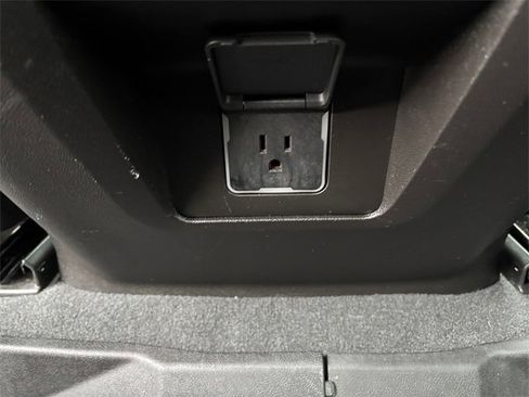 Used 2021 Chevrolet Tahoe Premier image 31