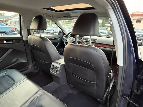 Used 2013 Volkswagen Passat 2.5 SEL FWD image 27