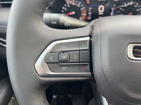 New 2026 Jeep Compass Limited image 24