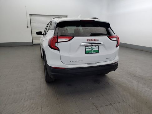 Used 2024 GMC Terrain SLE w/ Driver Convenience Package AWD/4WD image 6