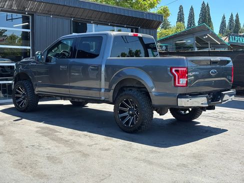 Used 2017 Ford F150 XLT AWD/4WD image 9