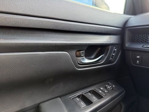 Used 2025 Honda CR-V Sport-L image 12