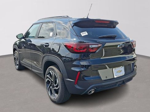 New 2026 Chevrolet TrailBlazer RS w/ Convenience Package AWD/4WD image 3