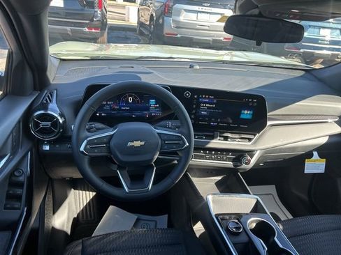 New 2026 Chevrolet Equinox LT FWD image 27