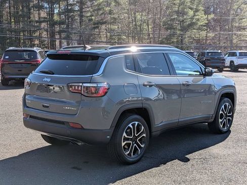 Certified 2022 Jeep Compass Limited AWD/4WD image 5
