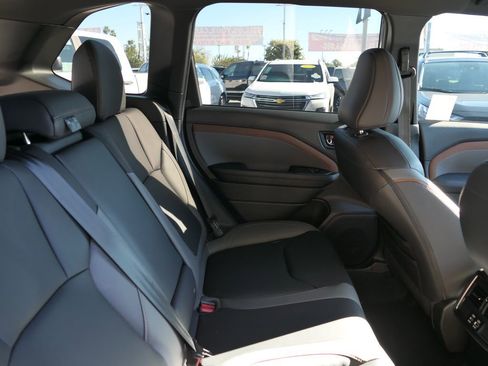 Used 2025 Subaru Forester Sport image 19