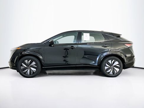 Used 2024 Nissan Ariya AWD image 4