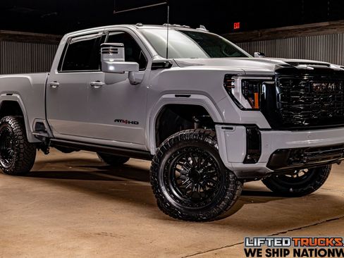 Used 2025 GMC Sierra 2500 AT4 w/ AT4 Premium Plus Package image 1