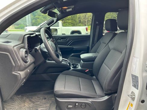 Used 2024 Chevrolet Colorado Trail Boss w/ Safety Package AWD/4WD image 11