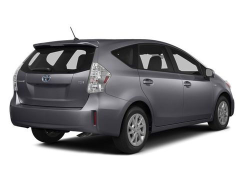 Used 2014 Toyota Prius V Two image 2