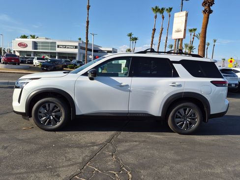 New 2026 Nissan Pathfinder SV w/ Cargo Package FWD image 3