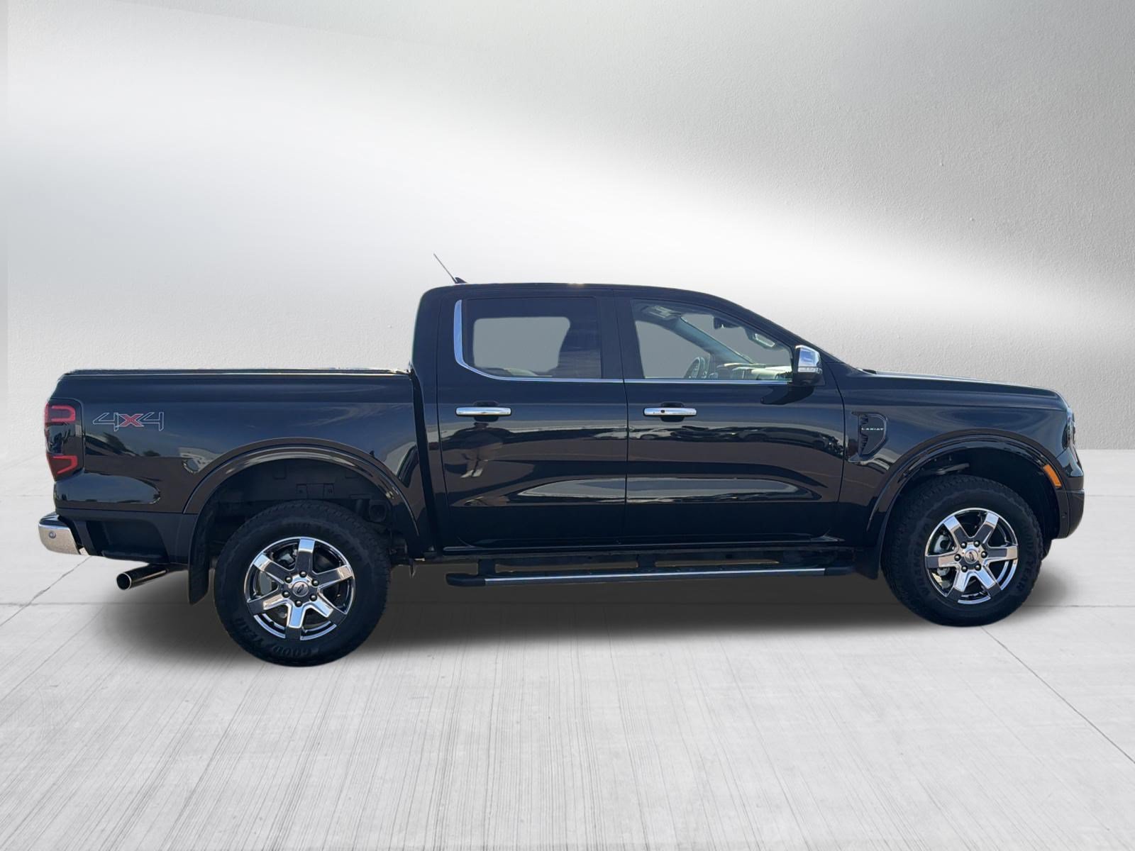 Used 2024 Ford Ranger Lariat w/ Trailer Tow Package AWD/4WD image 8