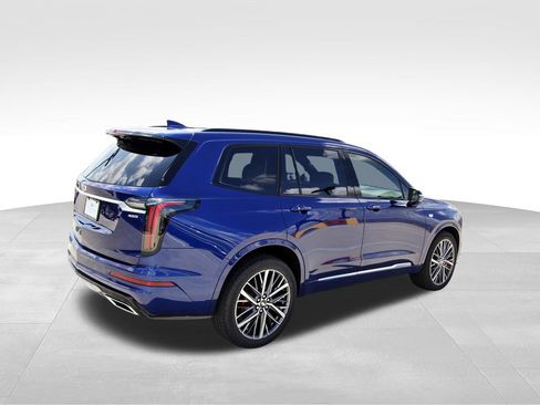 New 2025 Cadillac XT6 Sport w/ Technology Package image 4