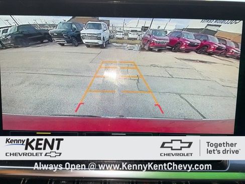 Used 2024 Chevrolet Silverado 1500 LT w/ Convenience Package II image 6