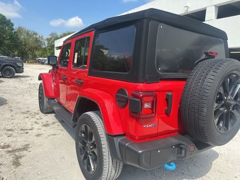 Used 2022 Jeep Wrangler Unlimited Sahara w/ Safety Group image 32