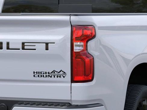 New 2026 Chevrolet Silverado 1500 High Country w/ Technology Package AWD/4WD image 11
