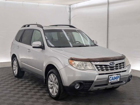 Used 2011 Subaru Forester 2.5X Limited image 8