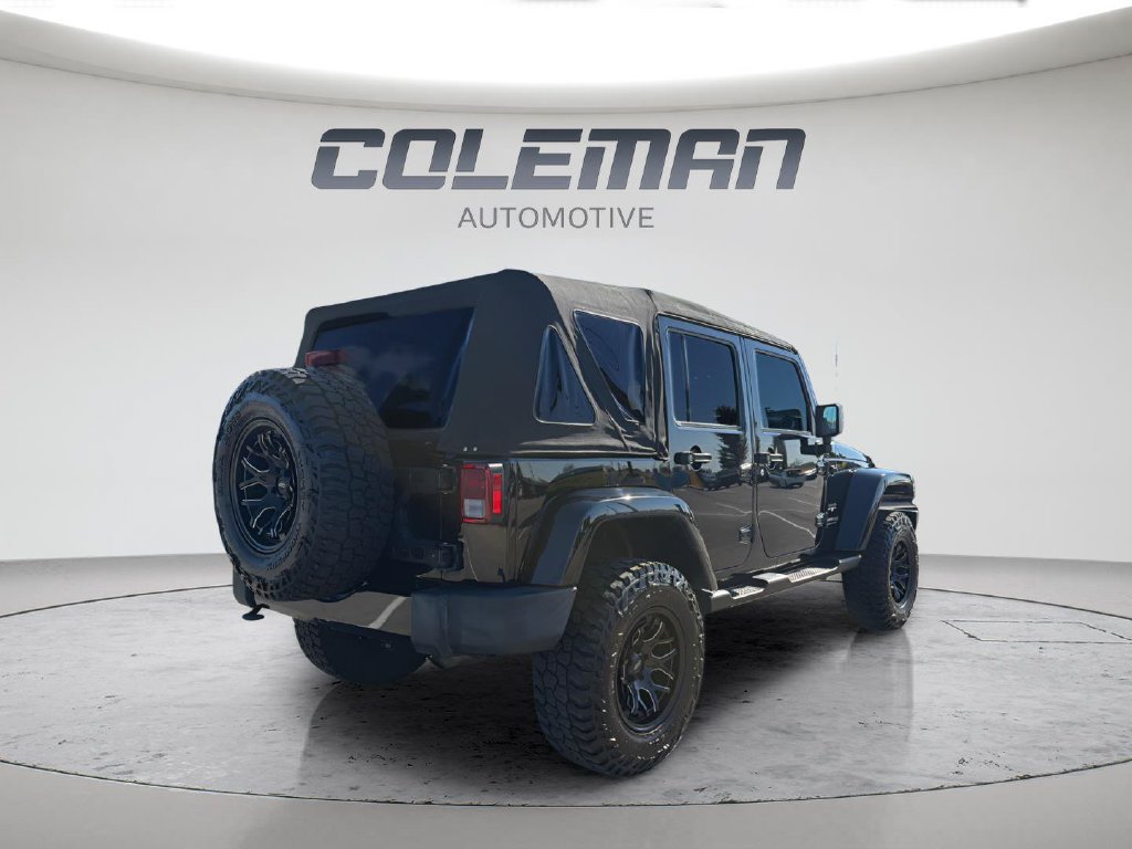 Used 2018 Jeep Wrangler Unlimited Sahara w/ Connectivity Group AWD/4WD image 5