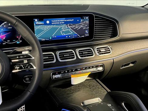 New 2026 Mercedes-Benz GLS 450 4MATIC image 8