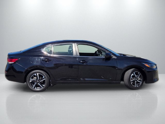 Used 2024 Nissan Sentra SV FWD image 3