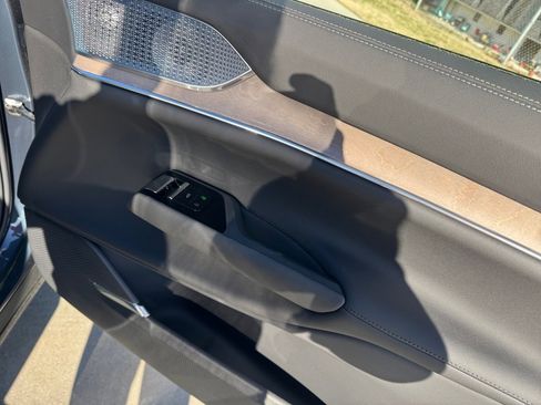 New 2025 Volvo EX90 Ultra image 24