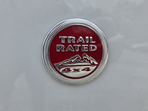 Used 2017 Jeep Wrangler Unlimited Rubicon AWD/4WD image 12
