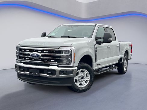 New 2026 Ford F250 XLT w/ XLT Premium Package AWD/4WD image 2