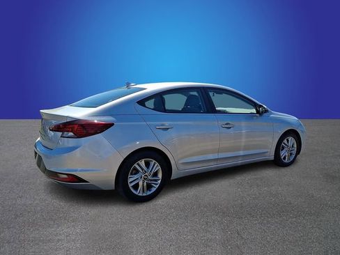 Used 2019 Hyundai Elantra SEL image 4