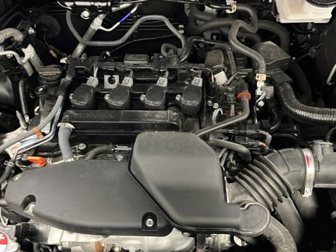 Used 2024 Honda CR-V LX image 27