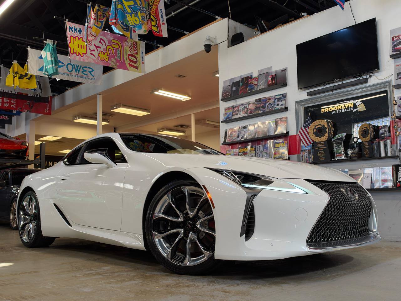 Used 2019 Lexus LC 500 Coupe w/ Touring Package RWD image 1