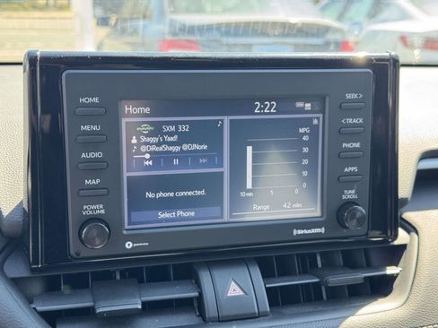 Used 2020 Toyota RAV4 XLE w/ All Weather Liner Package AWD/4WD image 25