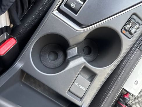 Used 2024 Subaru Crosstrek 2.0i Premium image 20