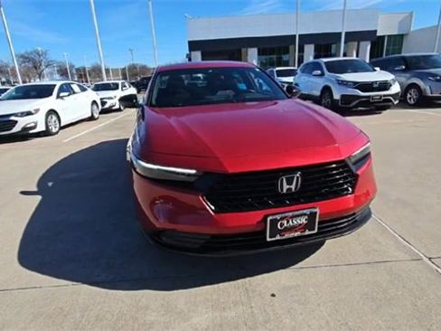 Used 2024 Honda Accord Sport image 3